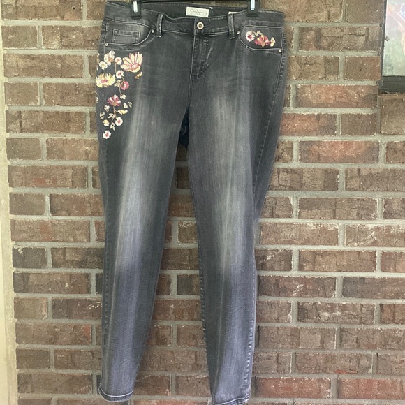 Jessica Simpson Kiss Me Super Skinny floral sequin jeans size - Picture 1 of 3